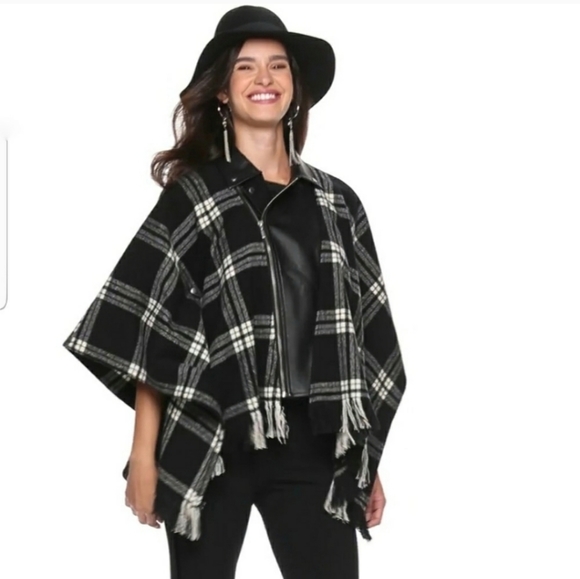 Rock & Republic Moto Style Poncho Jacket - Picture 5 of 16